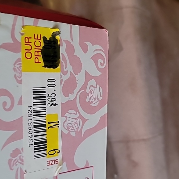 Red Platform Heel Boots - Picture 6 of 6